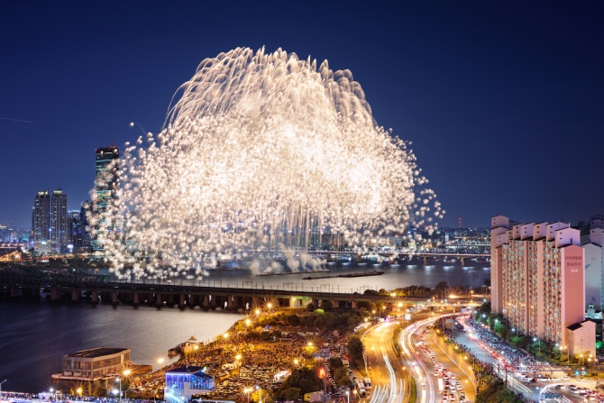 한화와 함께하는 서울세계불꽃축제 2023’ 개최, &apos;Lights of Tomorrow&apos;