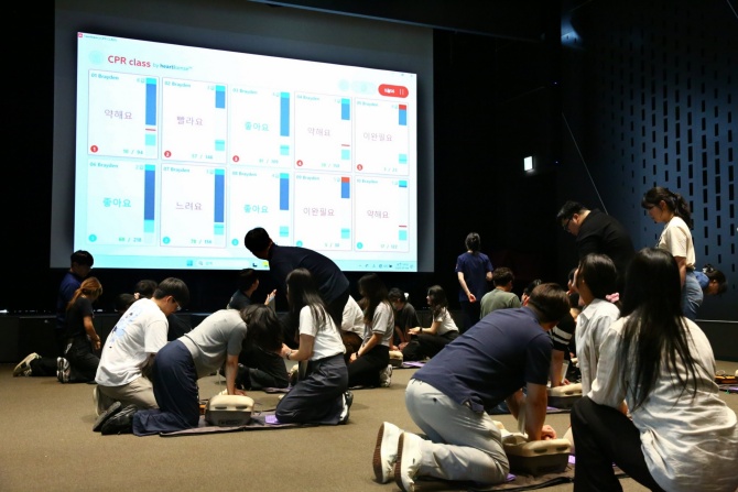 ㈜한화 건설부문, 근로자 건강관리 위한 스마트 응급처치 교육과 안전보건 리더십 교육 실시