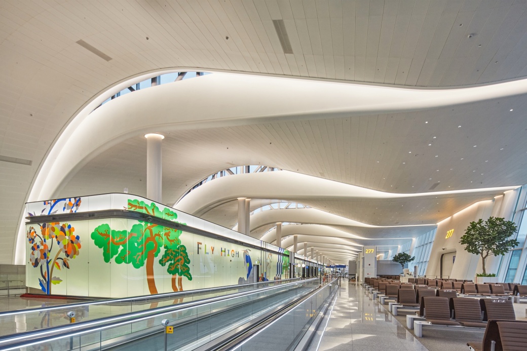사진사진3.+인천국제공항+제2여객터미널+탑승게이트+주변.jpg